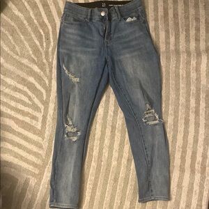 NY&C Curvy Distressed size 12 jeans